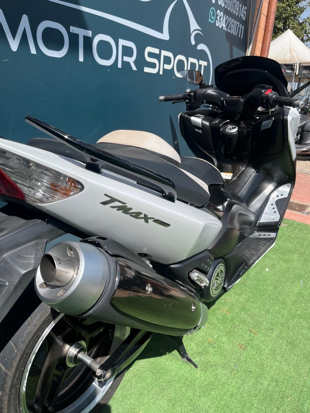 Yamaha T Max White Max