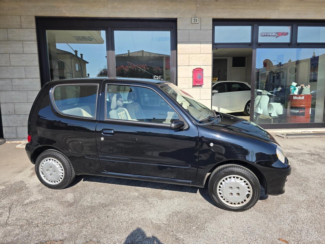 Fiat 600 1.1 50th Anniversary