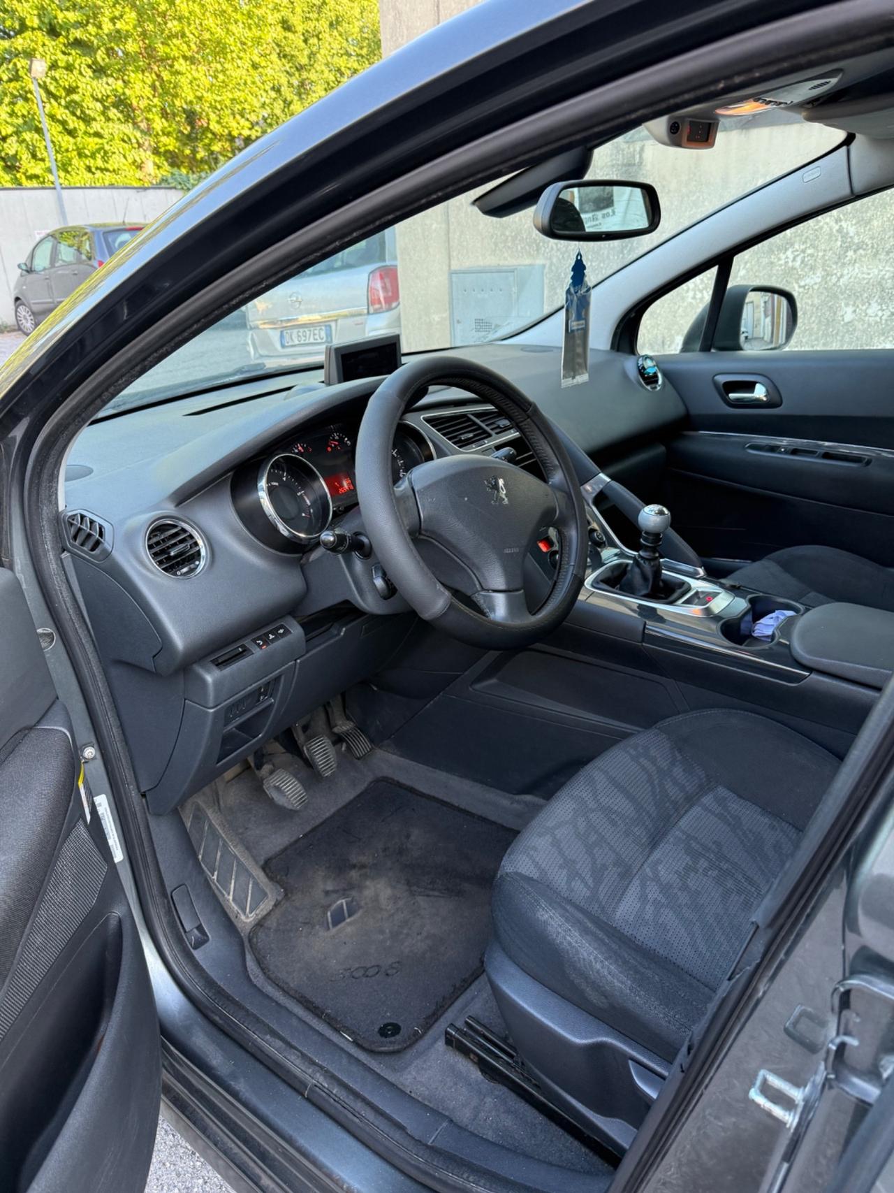 Peugeot 3008 1.6 HDi 110CV Tecno