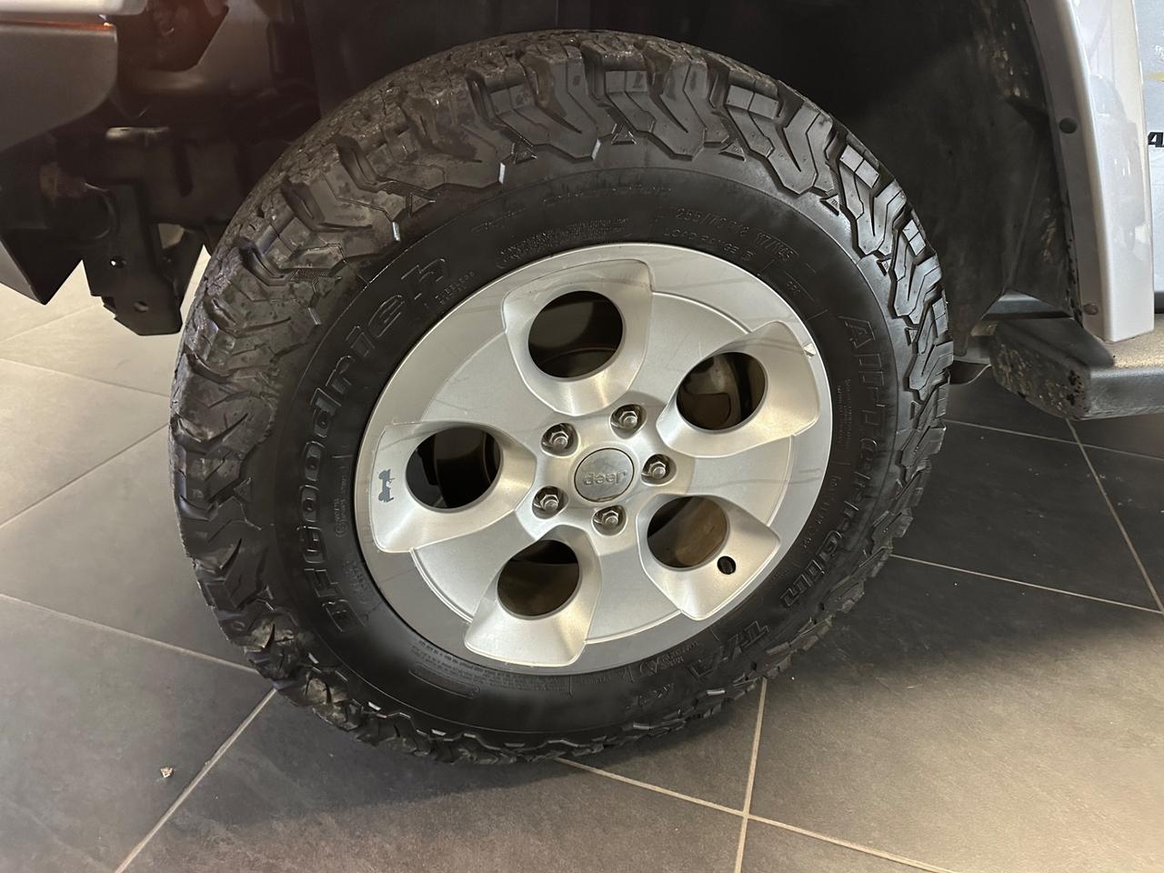 JEEP WRANGLER 2.8 CRD 200CV SAHARA UNLIMITED AUTOMATICA