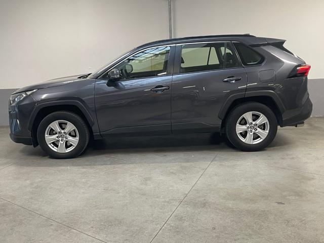 TOYOTA RAV 4 MY23 RAV4 2.5 HV (218CV) E-CVT 2WD Business