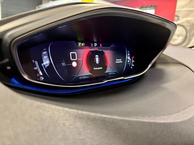 PEUGEOT 3008 BlueHDi 130 AUTOMATICA- UNIPRO - NEOPATENTATO