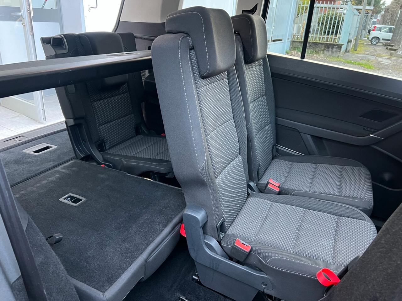 Volkswagen Touran 1.6 TDI 115 CV SCR DSG Highline BlueMotion Tech.