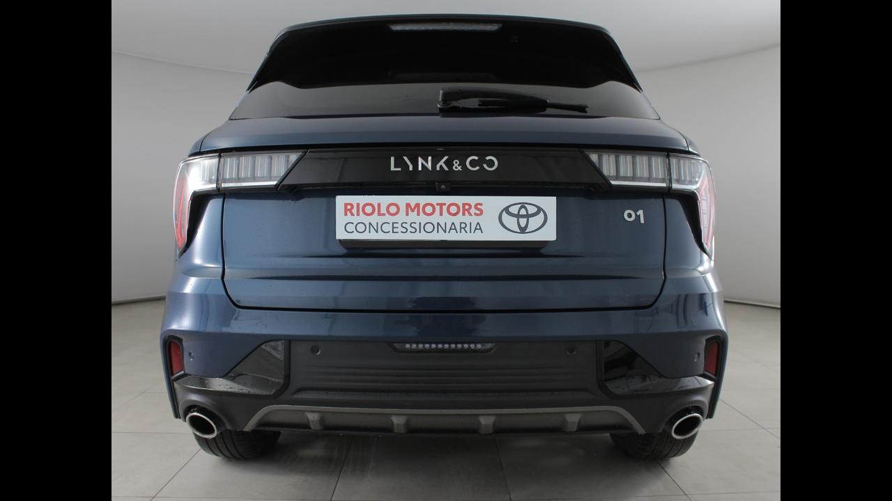 Lynk & Co 01 - 01 1.5 td phev auto