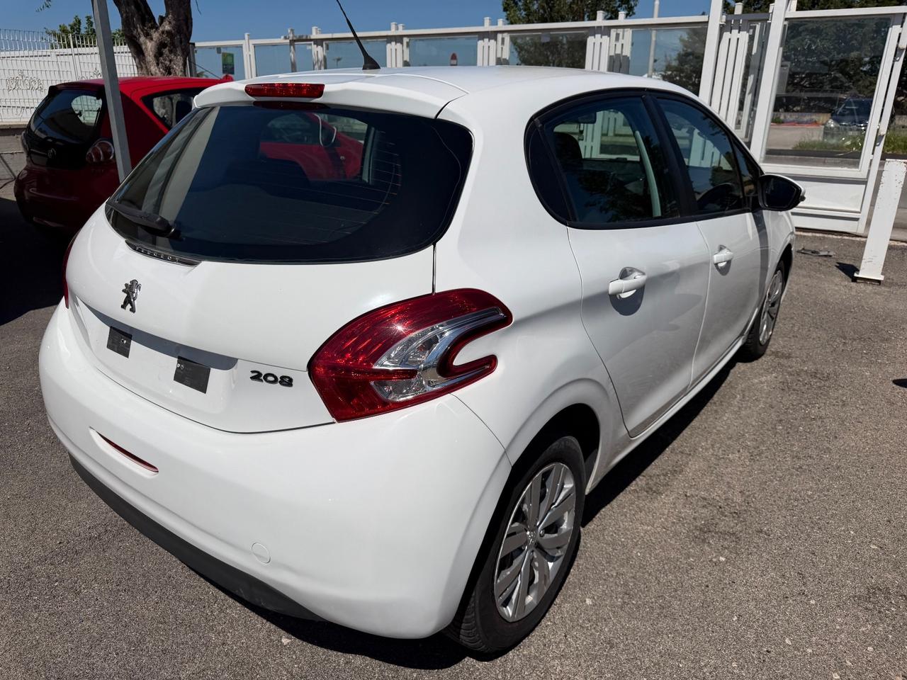 Peugeot 208 1.4 HDi DIESEL 2014