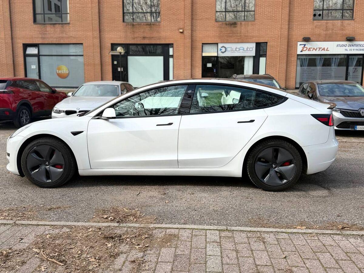 Tesla Model 3 Standard rwd Plus