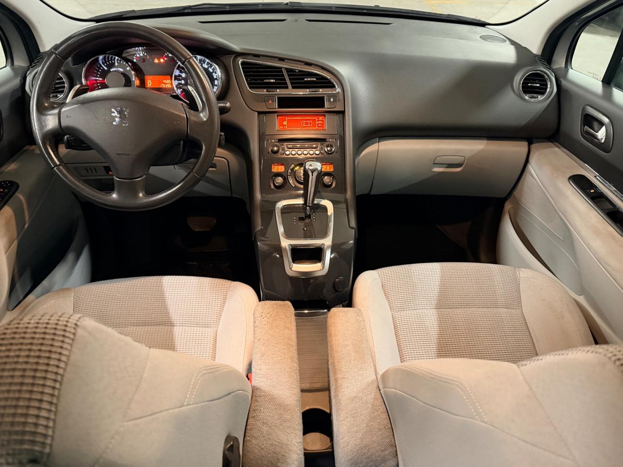 Peugeot 5008 1.6 e-HDi 112CV Stop&Start cambio robotizzato Active