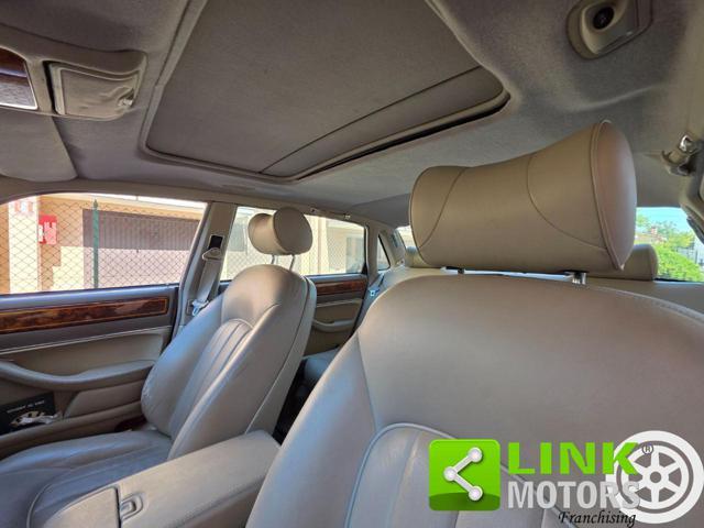 DAIMLER Six LWB 4.0L GUIDA A DESTRA