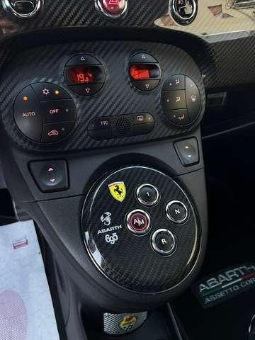 Abarth 695 500 TRIBUTO FERRARI 1.4 T-jet Autom. 180 cv MTA