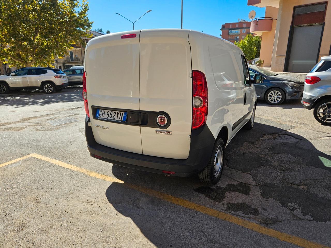 FIAT DOBLO' 1600 MJT IVA COMPRESA CHILOMETRI CERTI