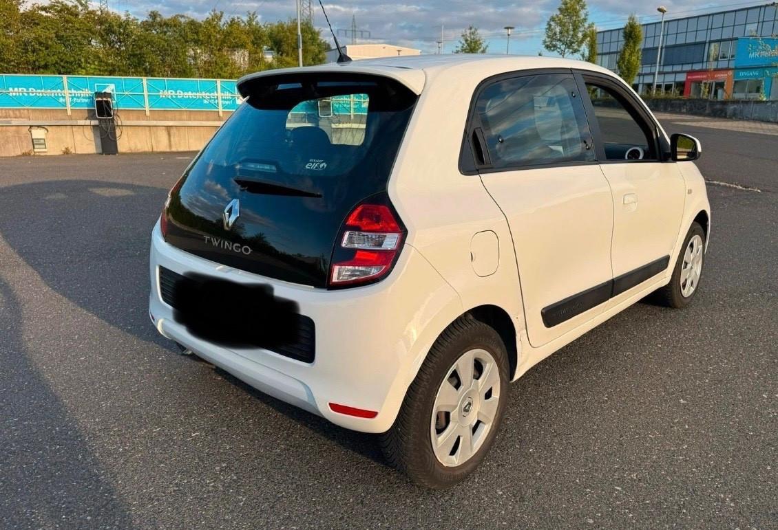 Renault Twingo 1.0 benzina - 112.000 km- anno 2016 - unico proprietario