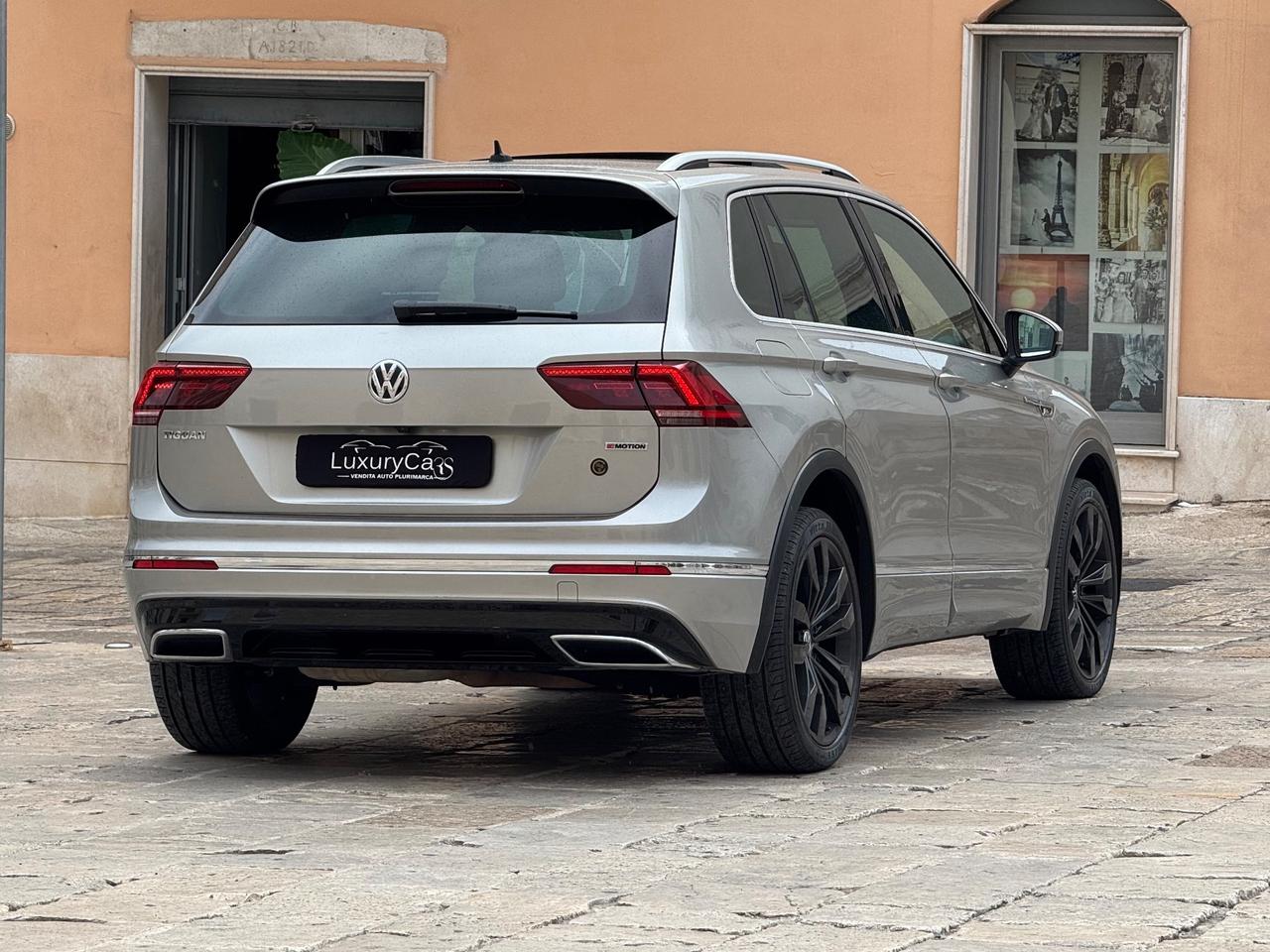 Volkswagen Tiguan 2.0 BiTDI SCR DSG 4MOTION Advanced R-Line BMT