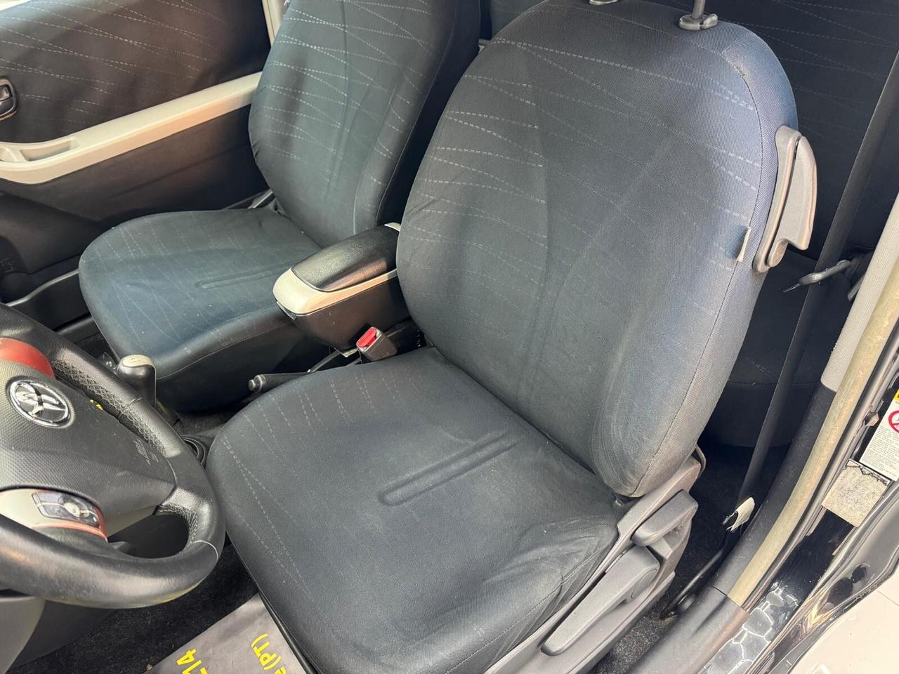 Toyota Yaris 1.0 Benzina 69Cv - Ok neopatentati