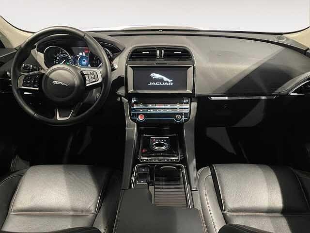 Jaguar F-PACE 2.0 D 180 CV AWD aut. Prestige IVA ESPOSTA