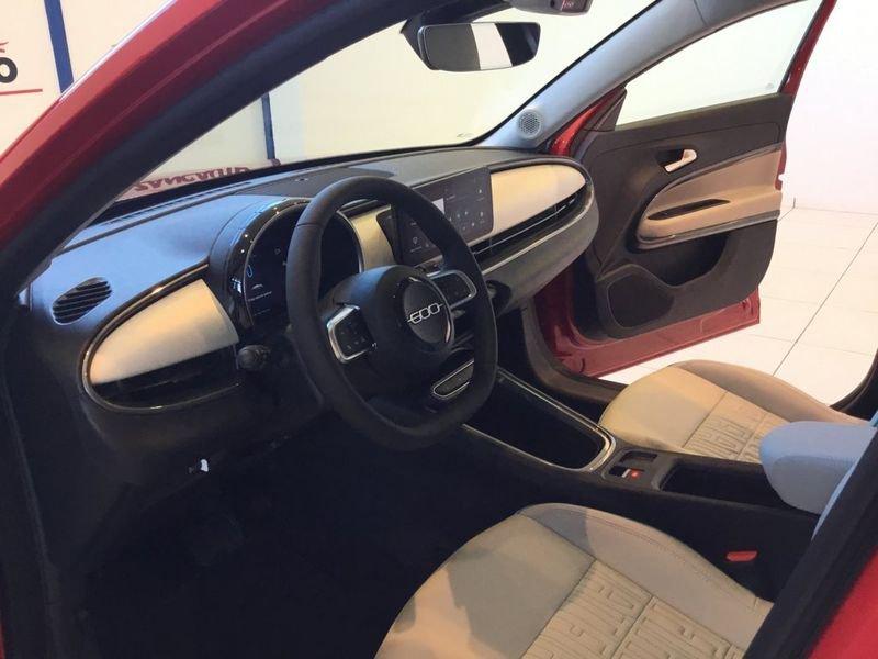 FIAT 600 1.2 Hybrid 110cv La Prima II
