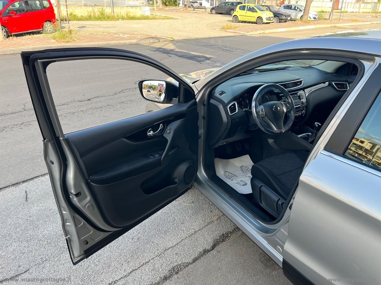 NISSAN Qashqai 1.5 dCi Acenta