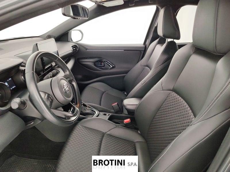 Toyota Yaris Hybrid Lounge MY22