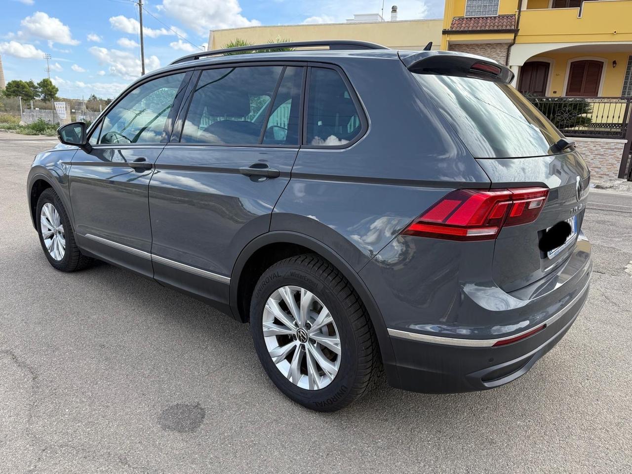 Volkswagen Tiguan 2.0 TDI 150 CV SCR DSG R-Line