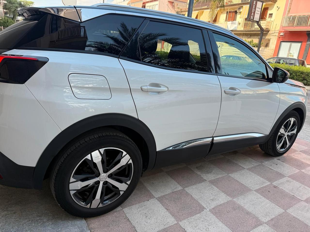 Peugeot 3008 1.6 Blue-HDi Allure