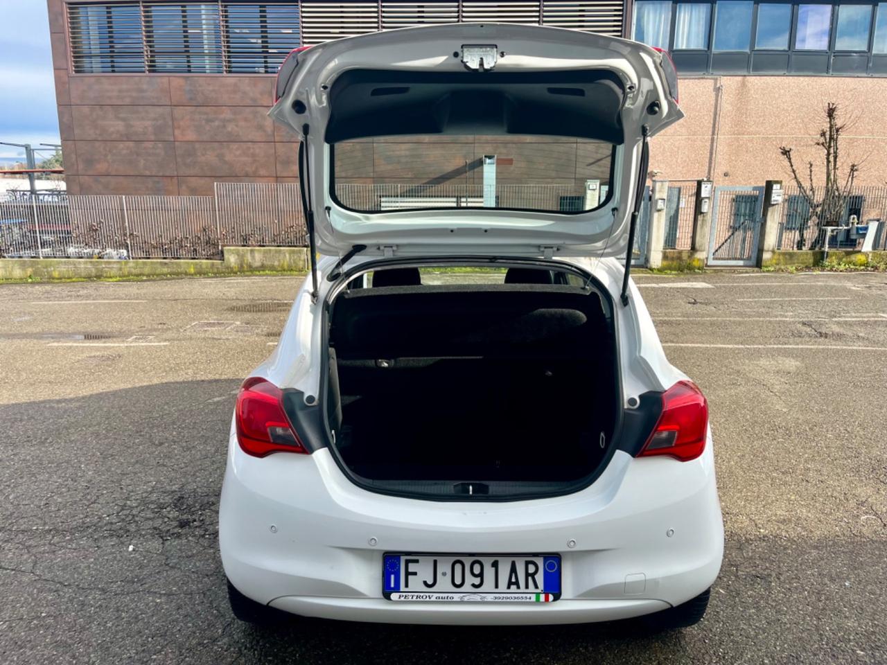 Opel Corsa 1.4GPL 122.000km 2017 per neopatentati