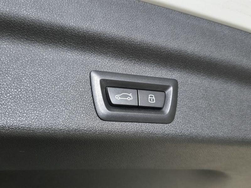 BMW X1 U11 sdrive18d X-Line Edition Balance auto