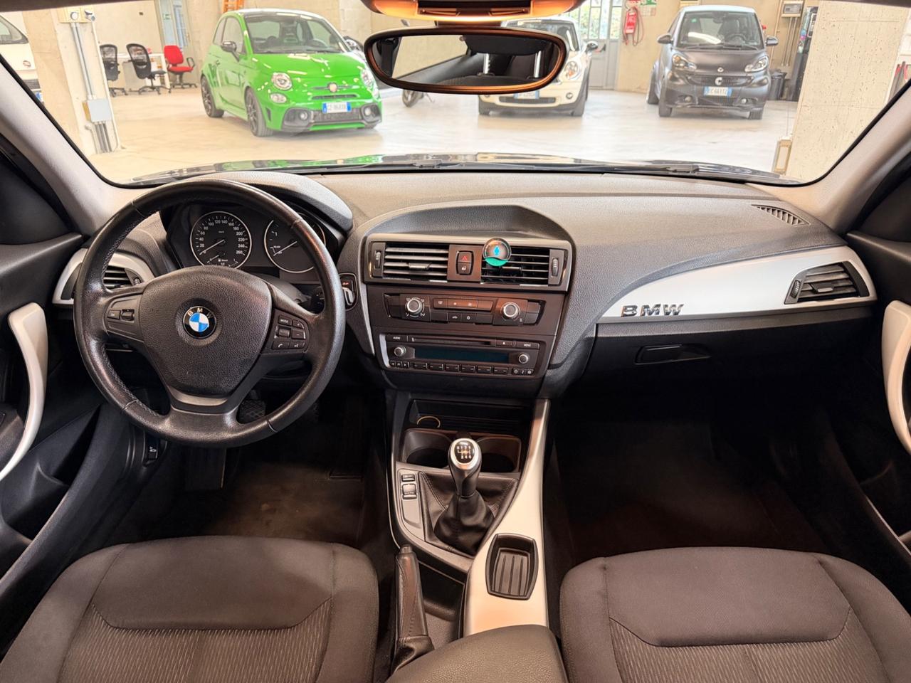 Bmw 116 116d 5p. Urban