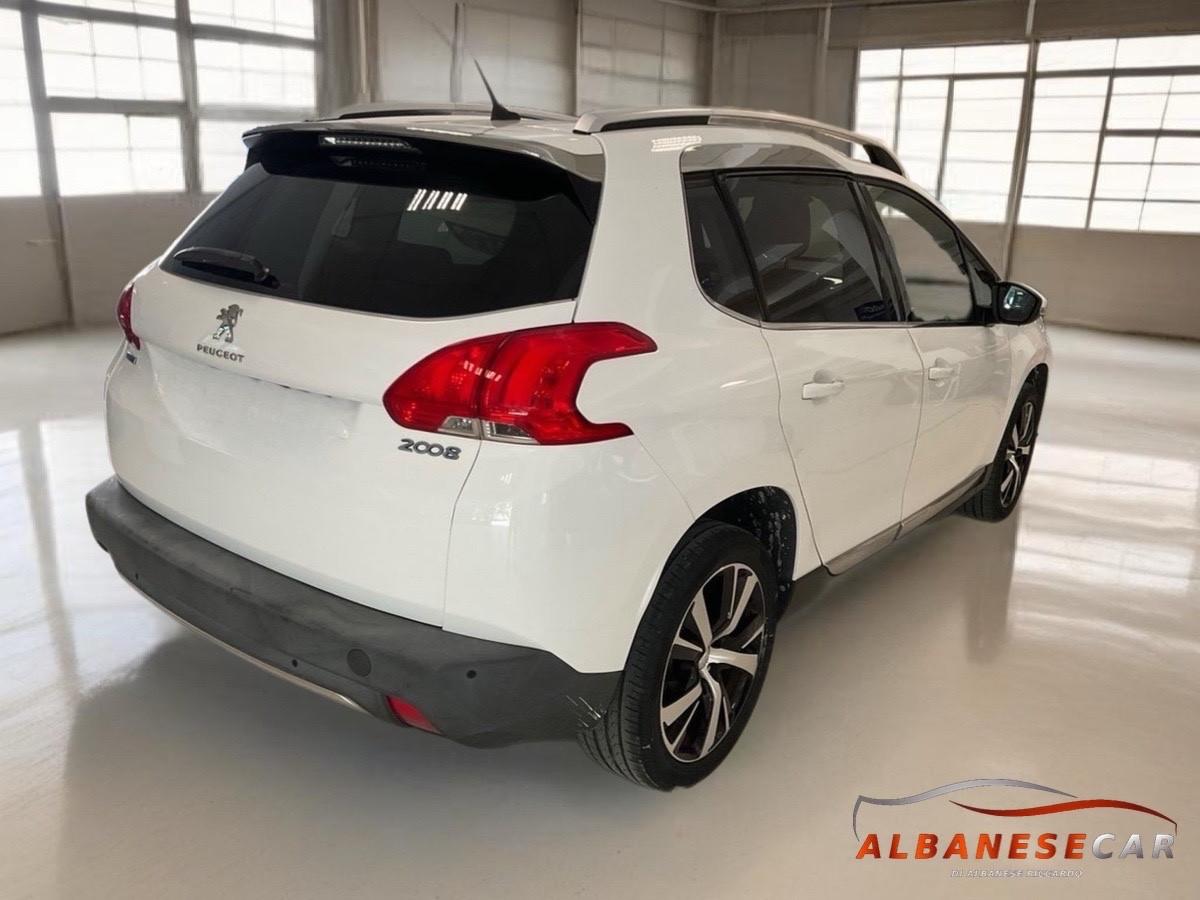 Peugeot 2008 BlueHDi 100 S&S Allure