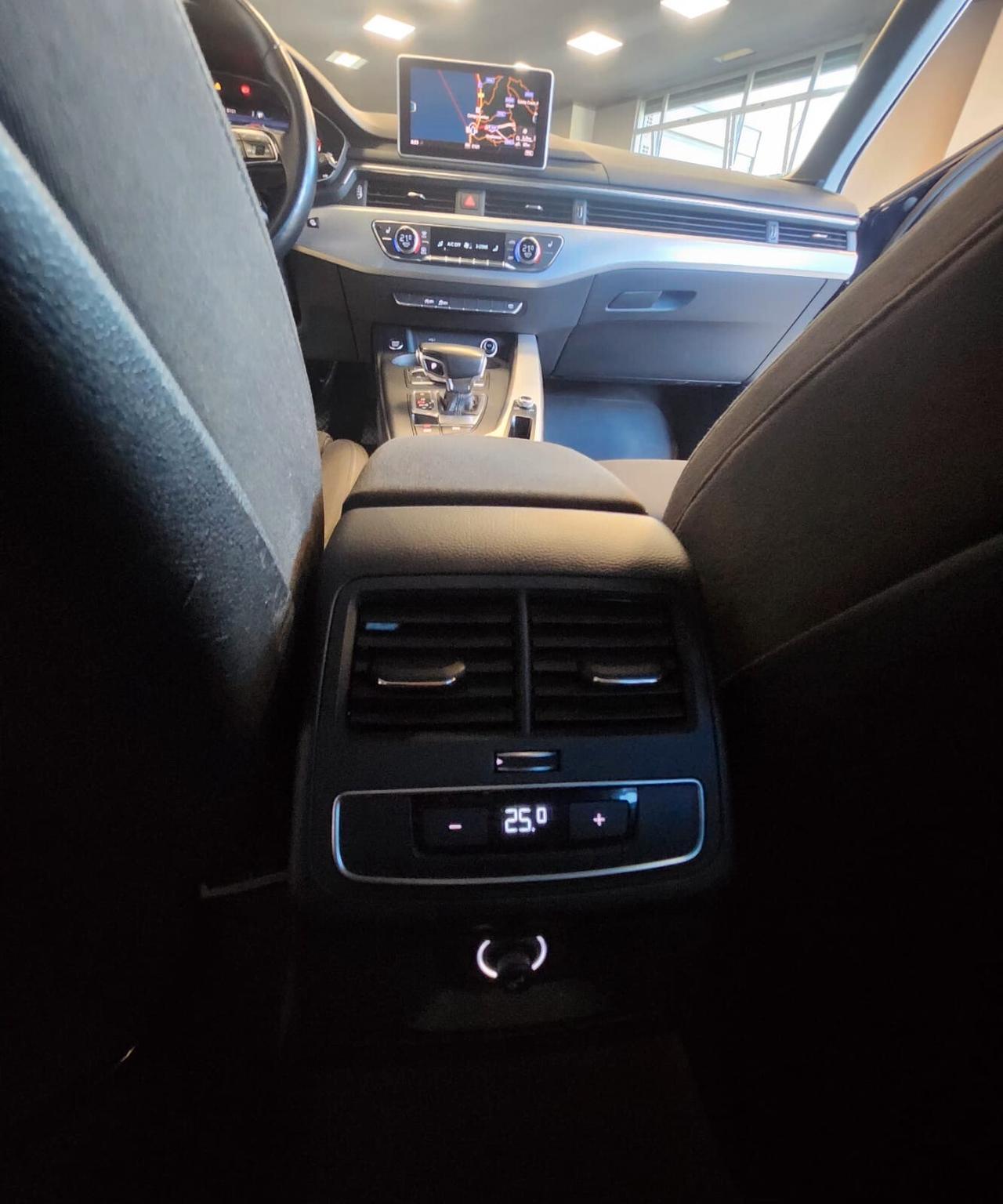 Audi A4 2.0 TDI S TRONIC SPORT EDITION