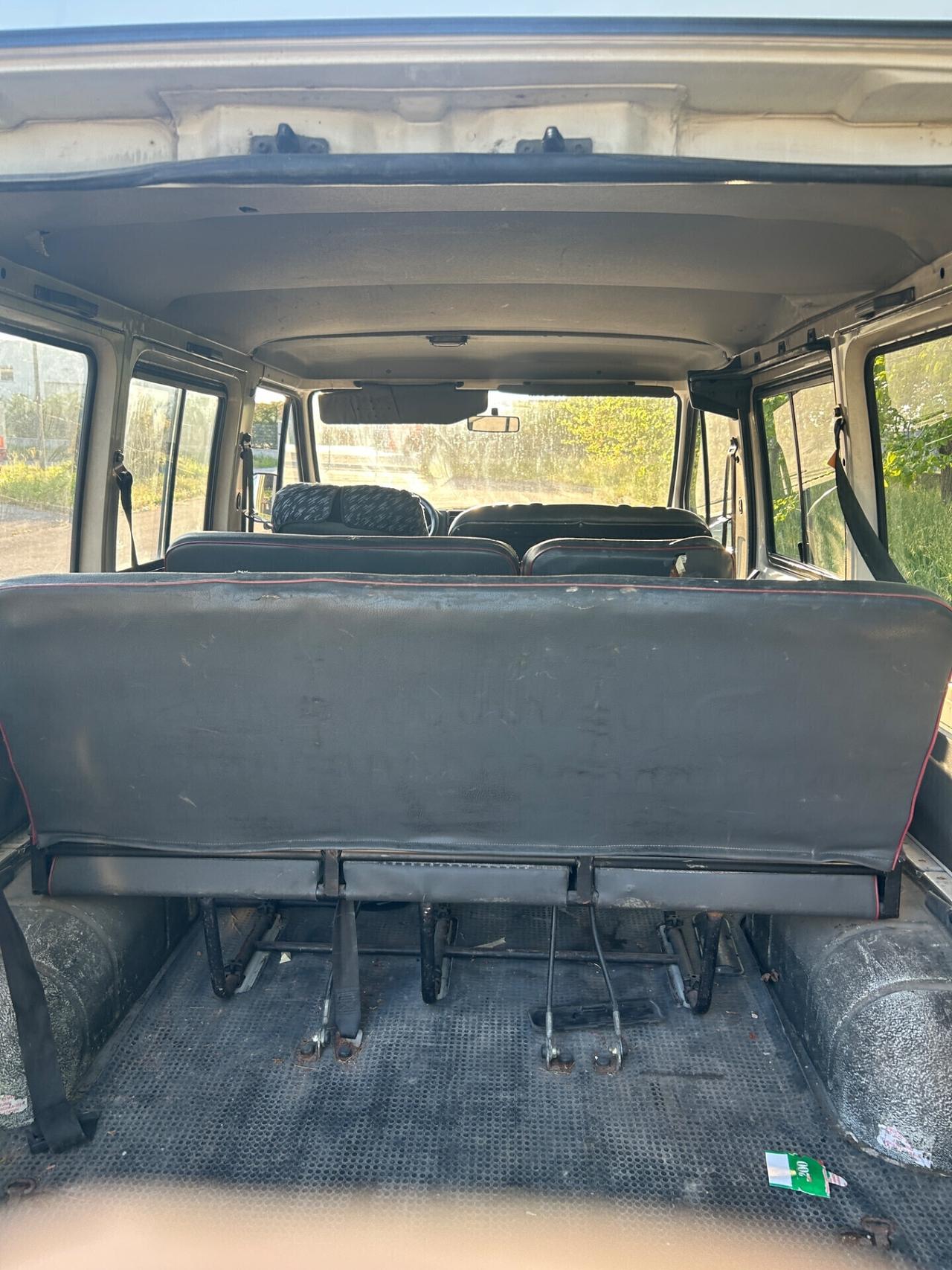 Renault Trafic furgone 4x4 posti 9
