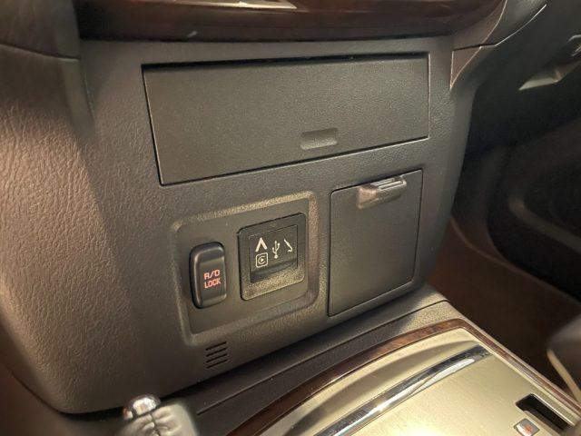 MITSUBISHI Pajero 3.8 4WD Gold Panorama Leder Alu