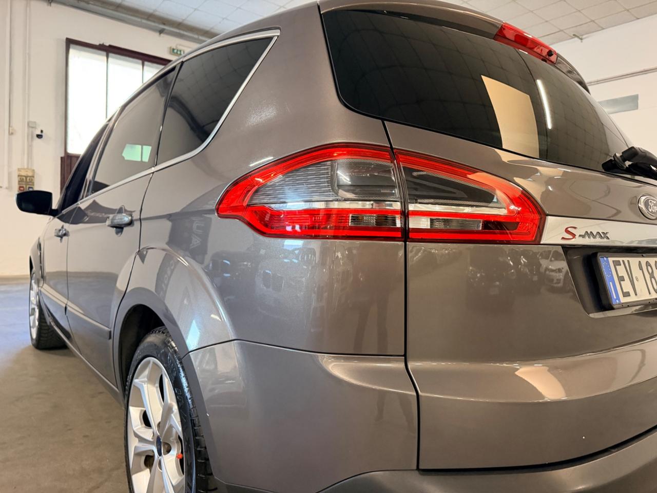 Ford S-Max 2.0 TDCi 163CV Powershift New Titanium