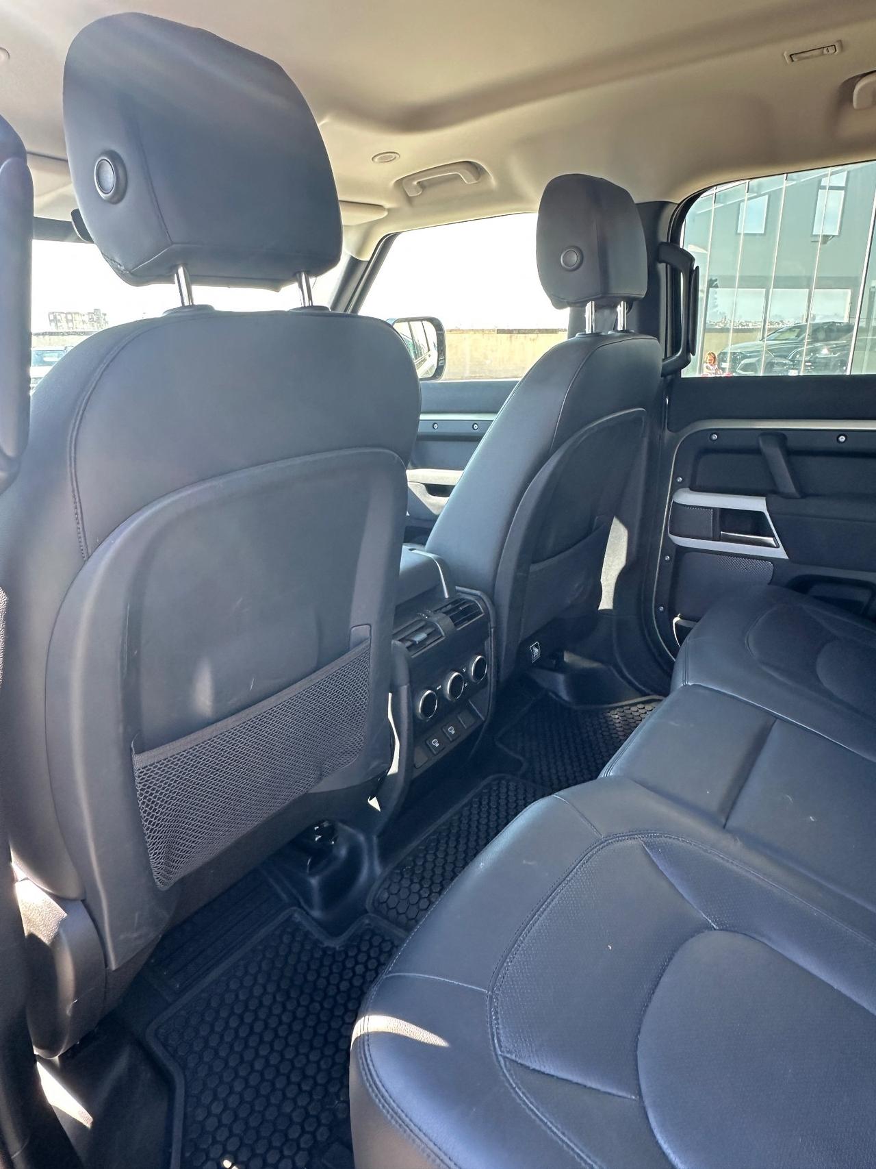 Land Rover Defender 110 XDynamic SE possibilità noleggio no scoring