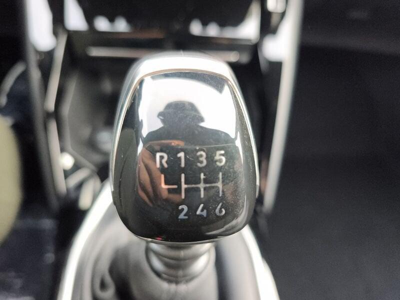 Peugeot 2008 allure 100 cv