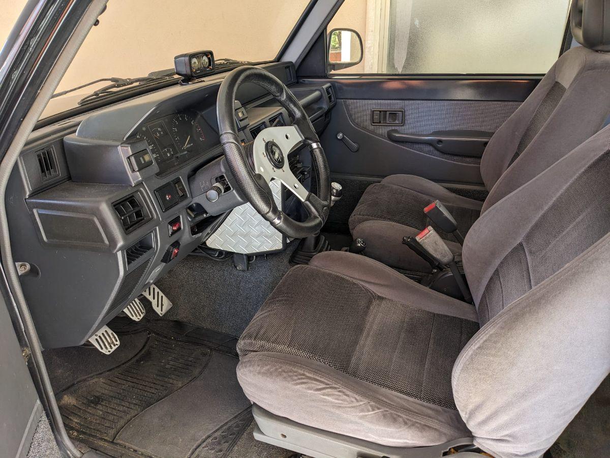 DAIHATSU - Feroza - 1.6i Resin-top Full-Time DX