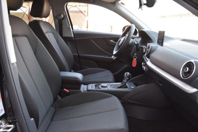 AUDI Q2 30 TDI S tronic Business *Telecamera, Navigatore*