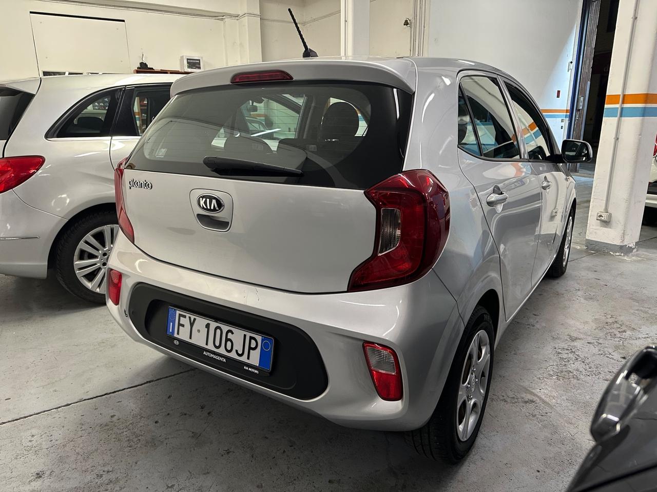 Kia Picanto 1.0 12V 5 porte Active