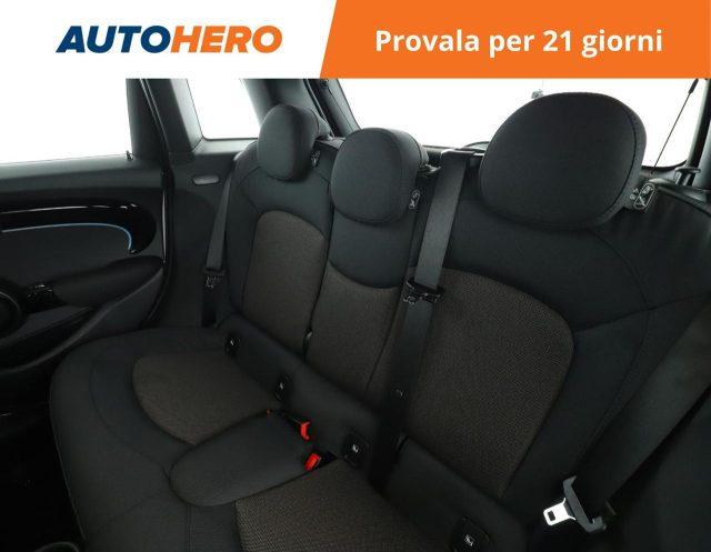 MINI Cooper 1.5 Cooper Essential 5 porte