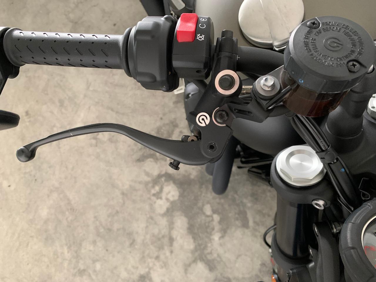 Triumph Speed Twin 1200 Matt Irostone BlackEdition