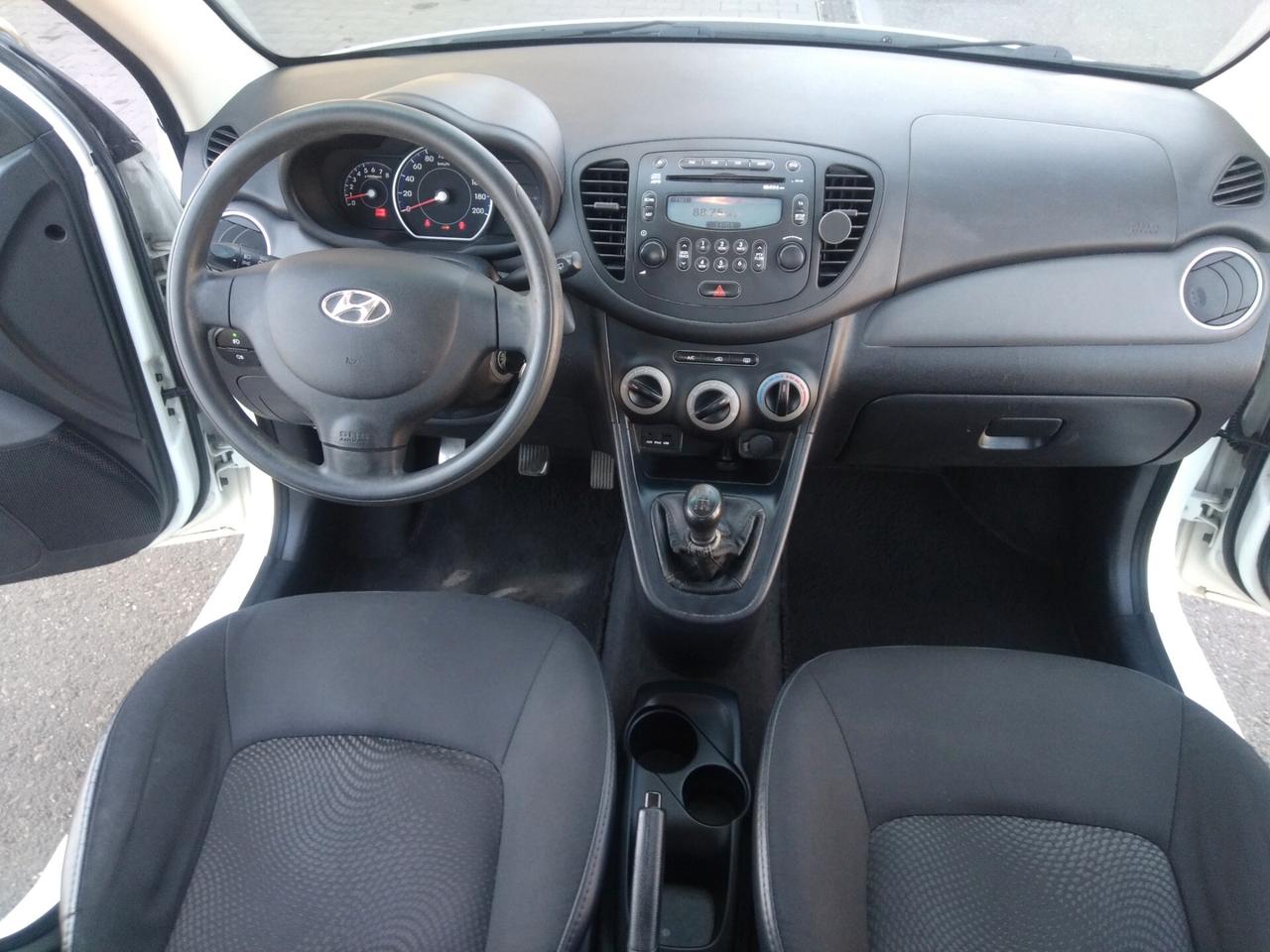 Hyundai i10 1.1 69cv 12V Sound Edition x neopatentati