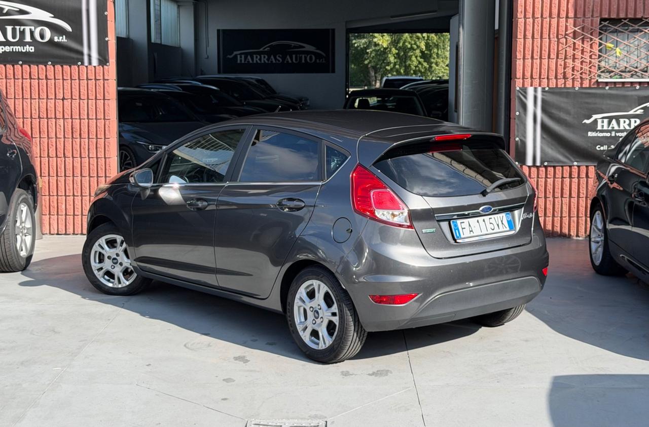 Ford Fiesta 1.0 EcoBoost 100CV 5 porte Black & White Edition