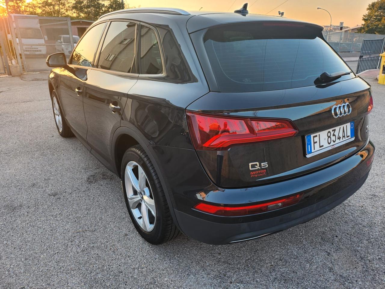 Audi Q5 2.0 TDI quattro S tronic Sport