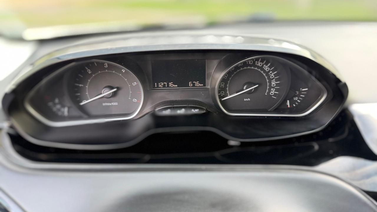 Peugeot 208 BlueHDi 75 5 porte Allure