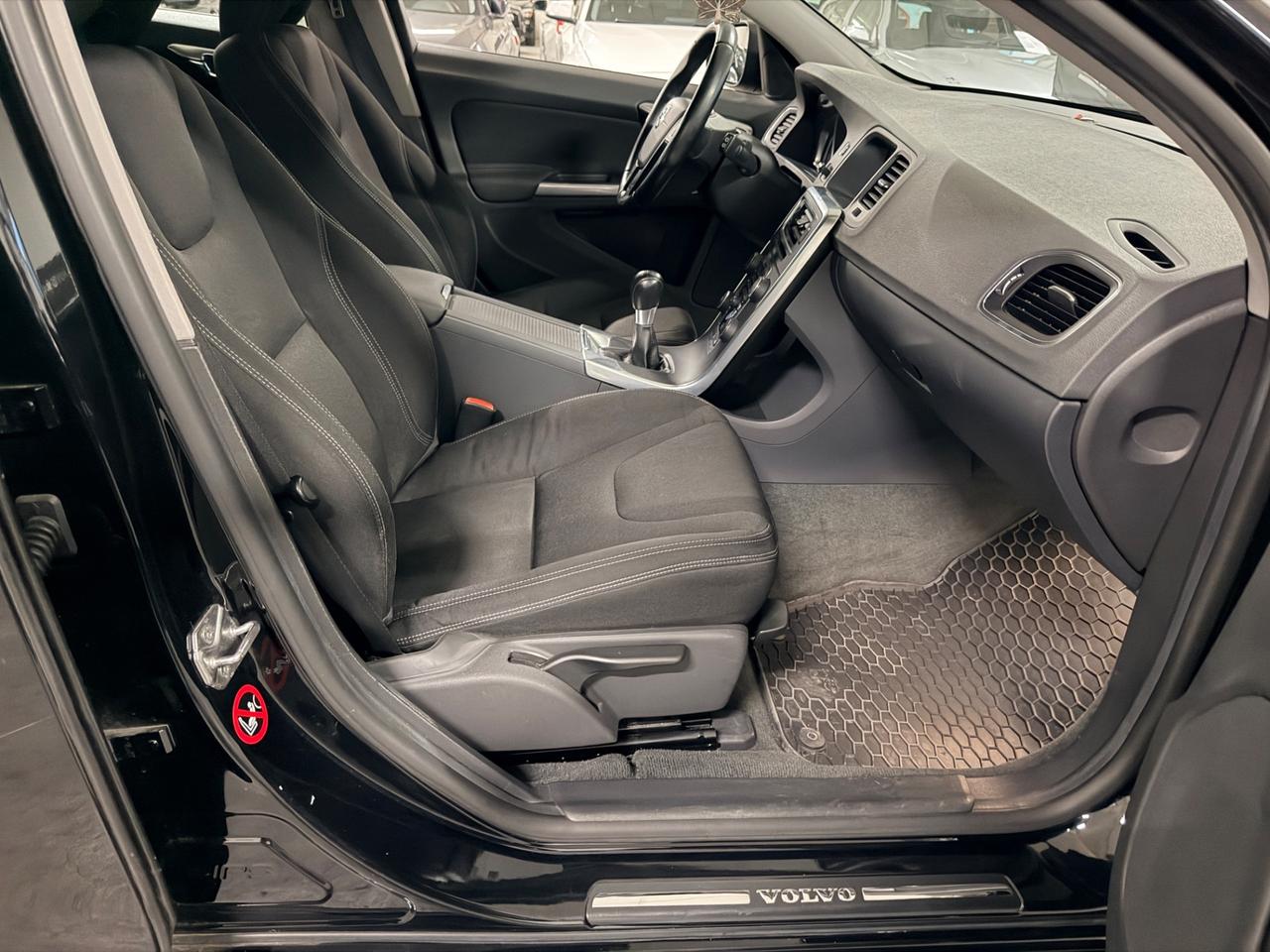 Volvo V60 D2 1.6 Kinetic