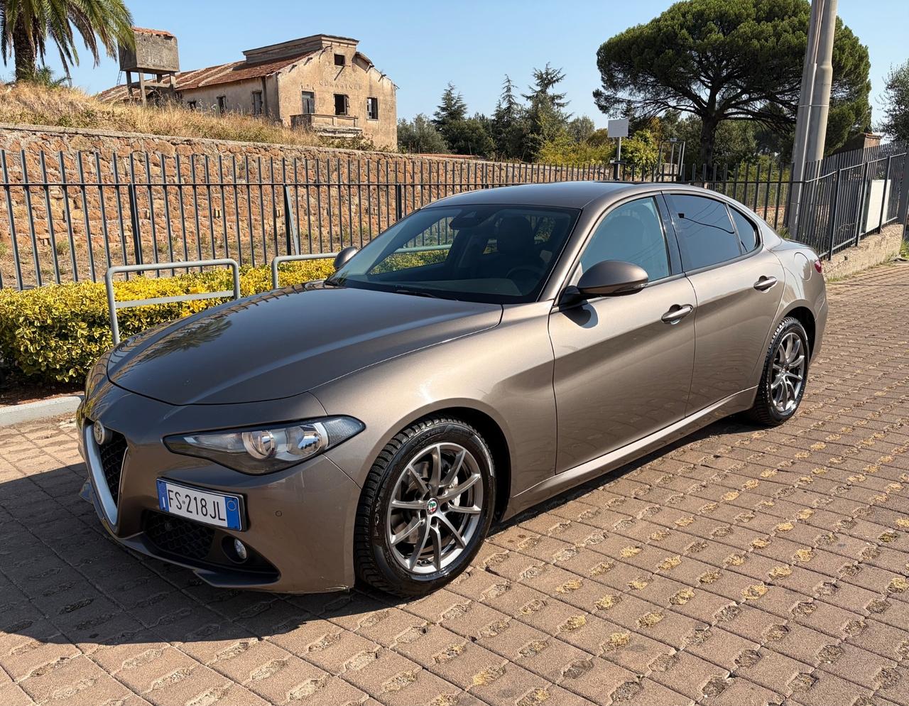 Alfa Romeo Giulia 2.2 Turbodiesel 180 CV Super UNIPRO
