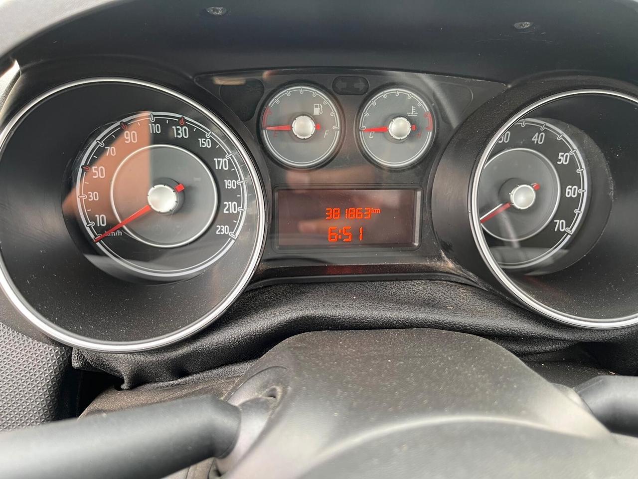 Fiat Punto 1.4 8V