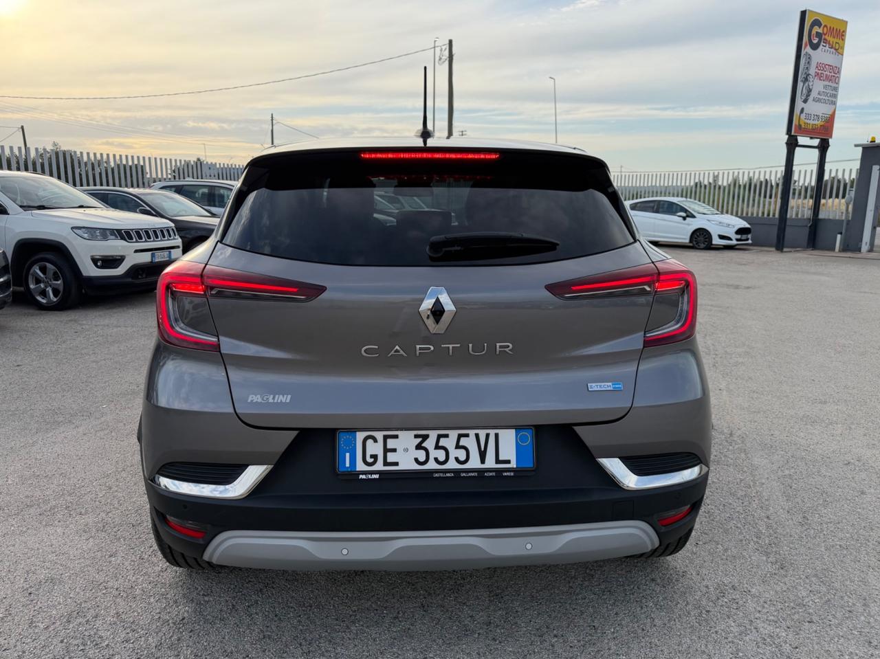 RENAULT CAPTUR FULL HYBRID INTENS FULL LED MY21