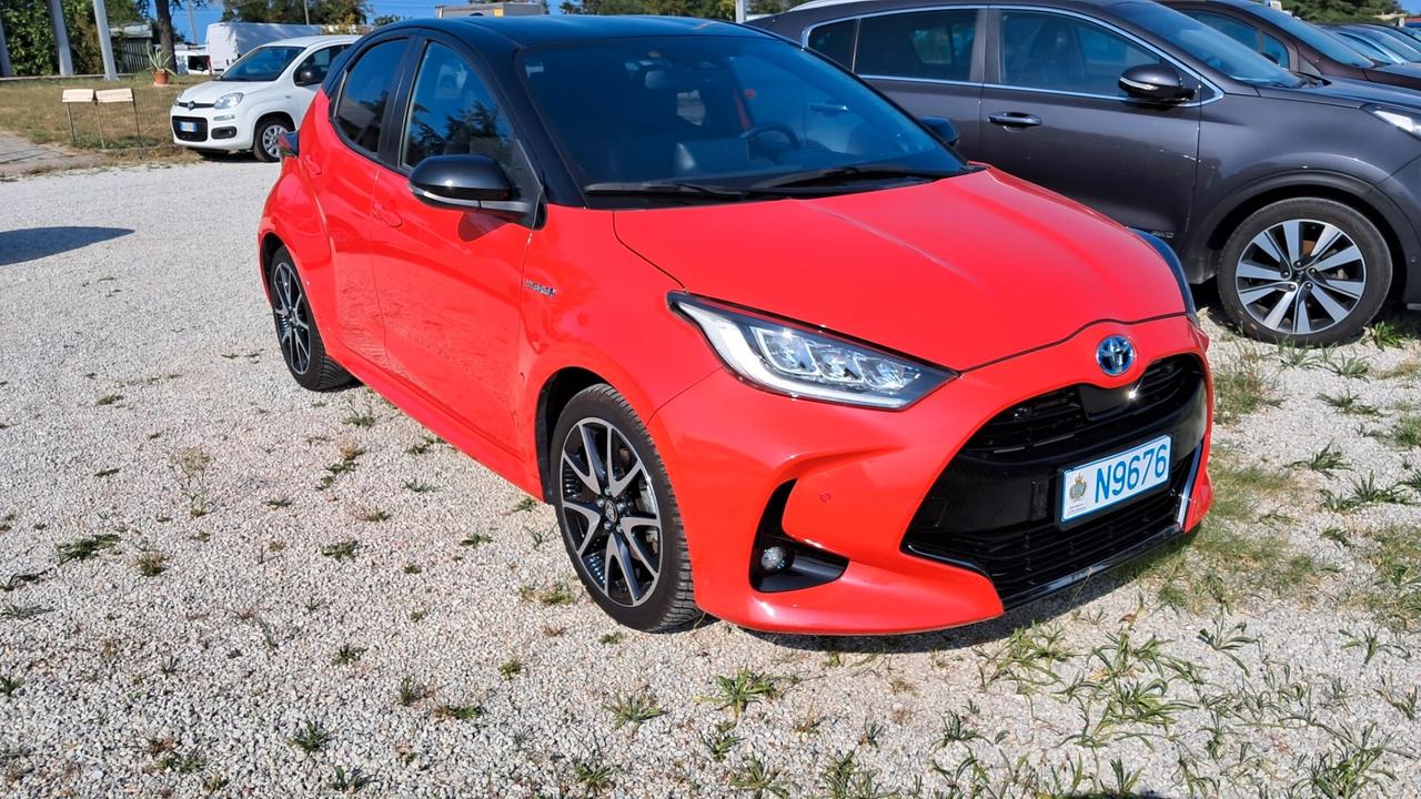 Toyota Yaris 1.5 Hybrid 5 porte Premiere
