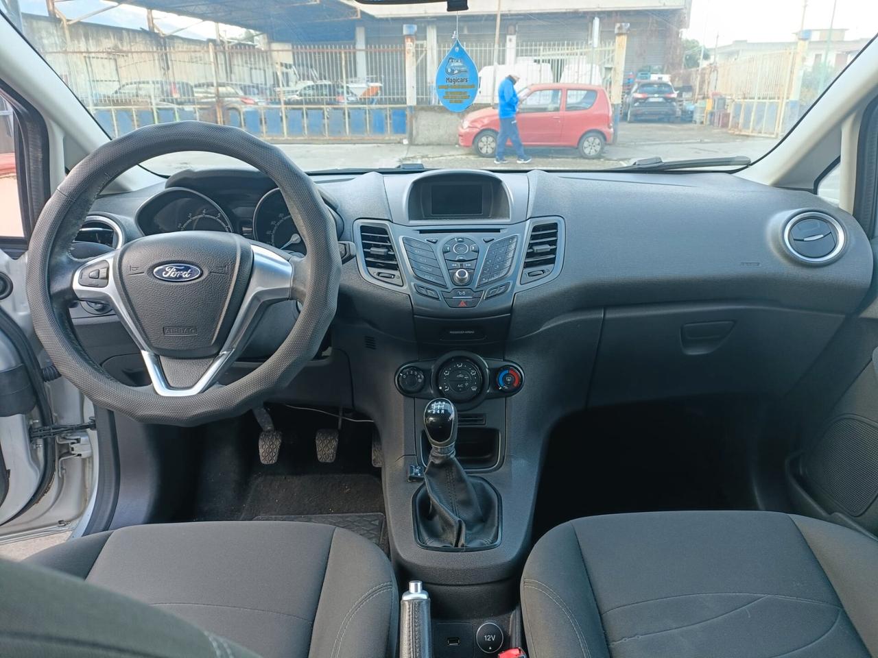 Ford Fiesta 1.2 60CV 5 porte Business GPL