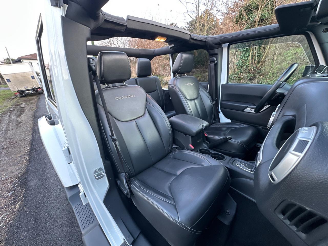 Jeep Wrangler Unlimited 2.8 CRD DPF Sahara Auto - 2016