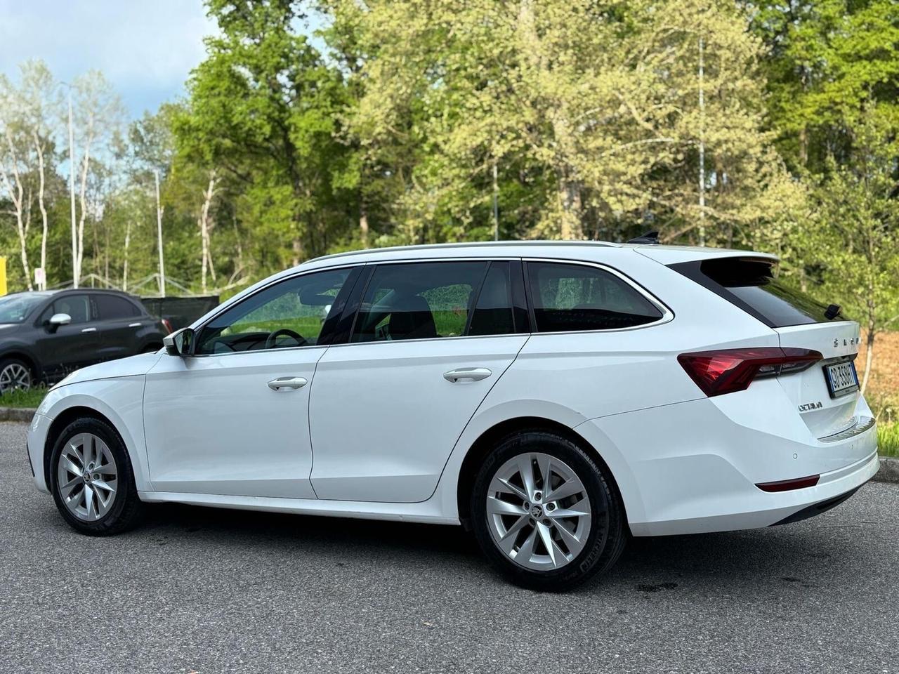 Skoda Octavia 1.0 e-TEC DSG Wagon Style